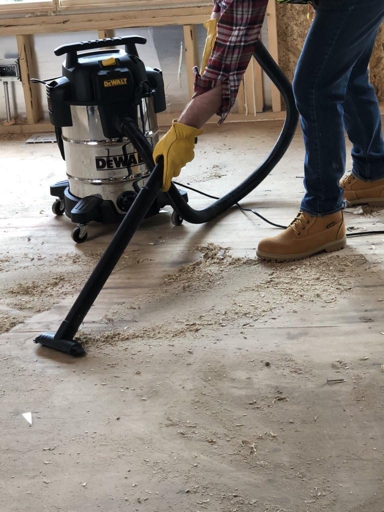 DeWALT 10 Gallon Stainless Steel Wet/Dry Vac