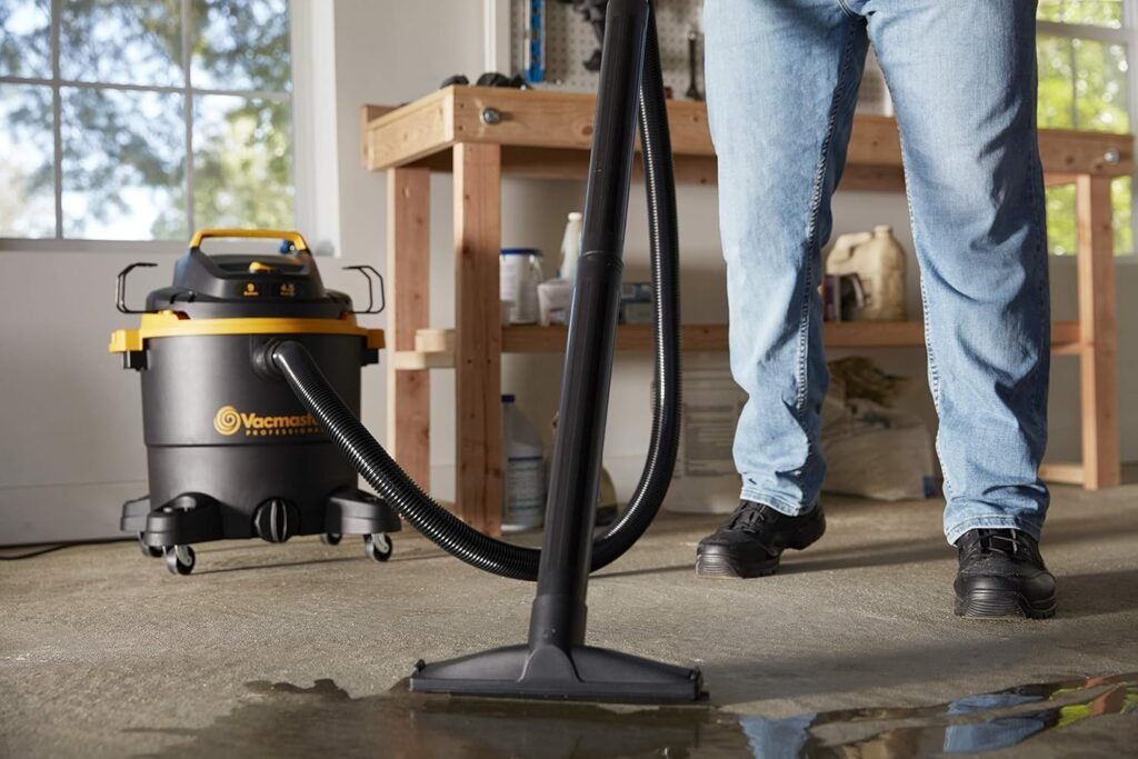 Vacmaster Professional - Professional Wet/Dry , 5 Gallon, Beast Series, 5.5 HP 1-7/8 Hose Jobsite Vac (VFB511B0201), Black